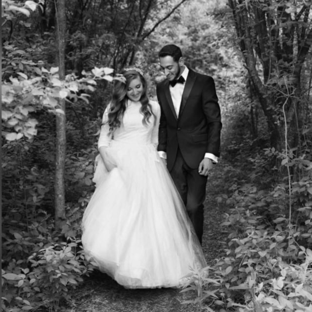 Meet your Posher, Devora